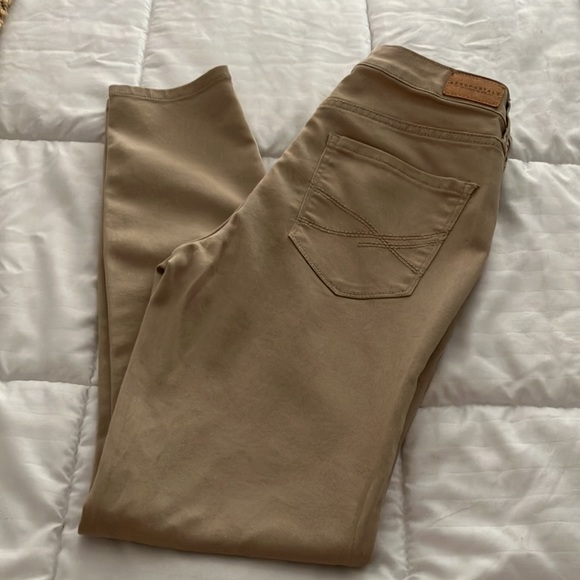 AEROPOSTAL HIGH WAISTED JEGGING BEIGE WOMEN’S PANTS SIZE 4 SHORT/COURT - Picture 10 of 10